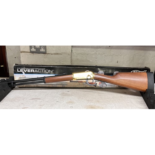 277 - BOXED WALTHER LEVER ACTION .177 AIR RIFLE