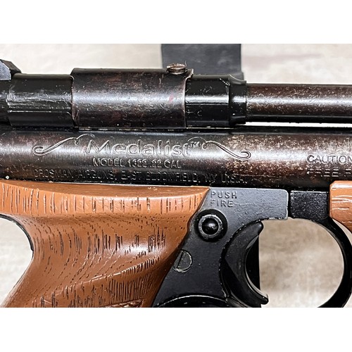 291 - CROSMAN MEDALIST MODEL 1322 .22 AIR PISTOL