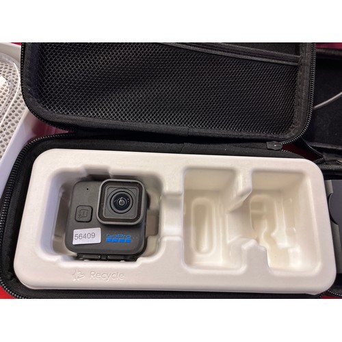 329 - CASED GOPRO 11 BLACK MINI (A/F)