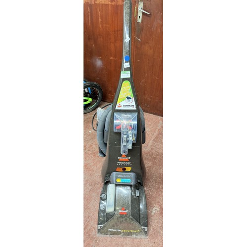 29 - BISSELL PROHEAT PROTECH CARPET CLEANER (GWO)