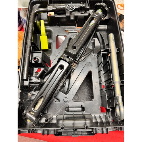 119 - CASED VAUXHALL VIVARO & FORD CAR TOOLKITS