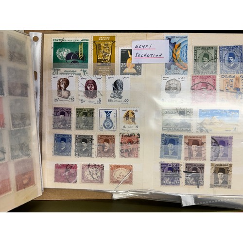 185 - COLLECTION OF WORLD WIDE STAMPS