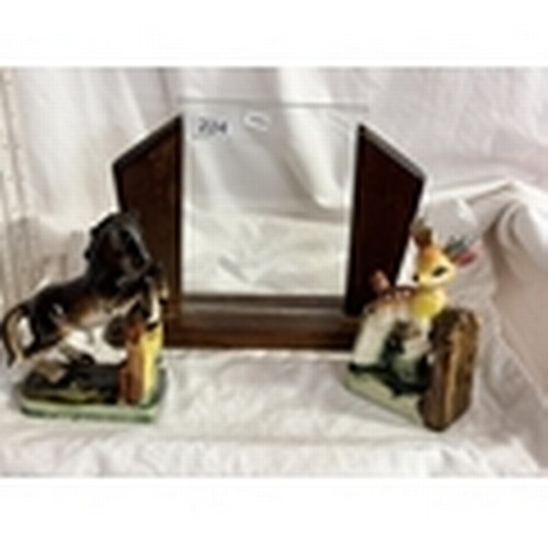 124 - VINTAGE PHOTO FRAME & ANIMAL BOOKENDS