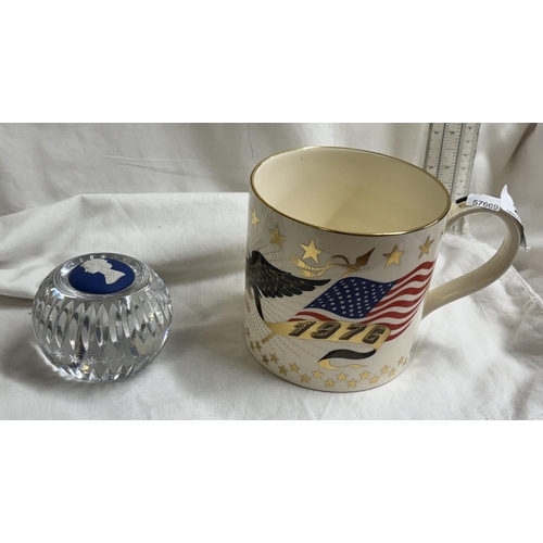 205 - WEDGWOOD GLASS SILVER JUBILEE PAPERWEIGHT & A TANKARD