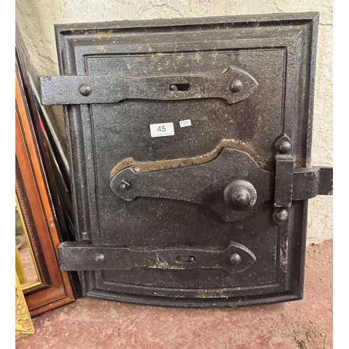 45 - ANTIQUE CAST IRON OVEN DOOR