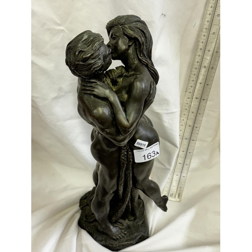 163A - R.CAMERON SIGNED 'LOVERS' FIGURE