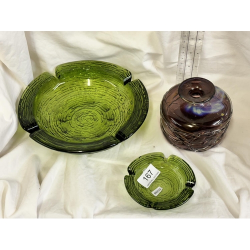 167 - 2 PIECES OF WHITEFRIARS & A M'DINA GLASS VASE