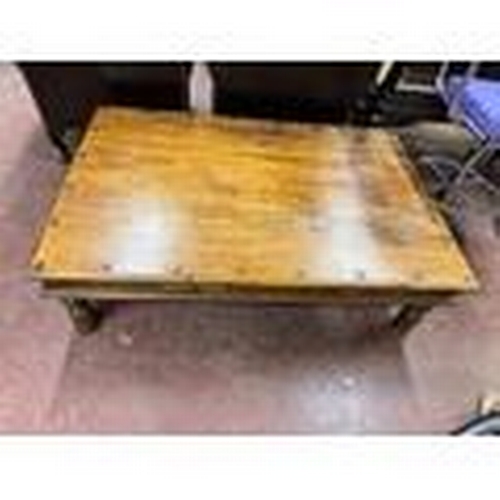 18 - LARGE MEXICAN PINE COFFEE TABLE