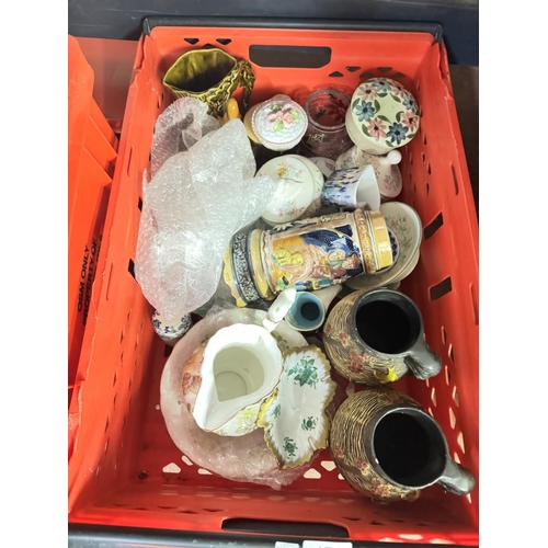 174 - BOX OF CHINA & ORNAMENTS