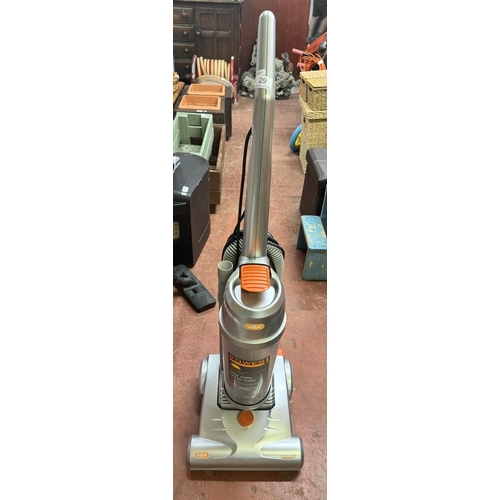 29 - VAX POWER 1 UPRIGHT VACCUUM