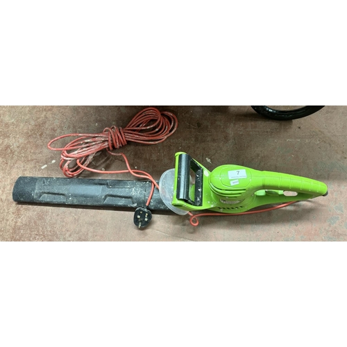 7 - ELECTRIC HEDGE TRIMMER(W/O)