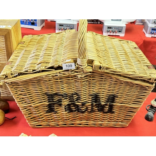 109 - WICKER F & M PICNIC BASKET