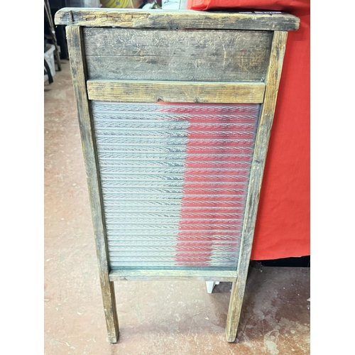 120 - VINTAGE WASH BOARD