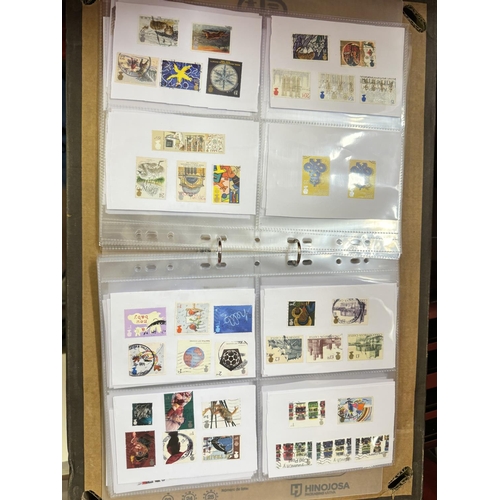 97 - ALBUM OF STANLEY GIBBONS 2011 CATALOGUE STAMPS(MINT)