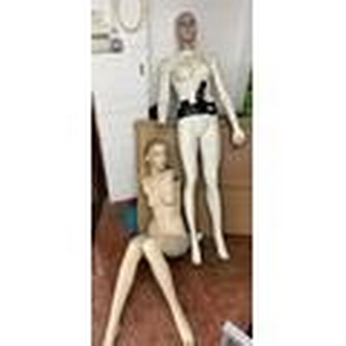 1 - MANNEQUIN ON STAND & SITTING MANNEQUIN