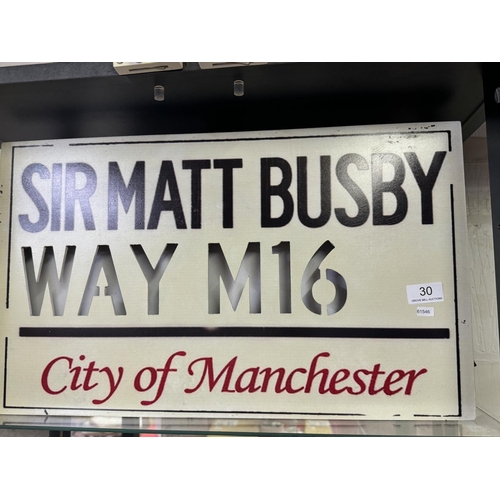 30 - SIR MATT BUSBY WAY M16 CITY OF MANCHESTER LIGHT BOX(NEW)