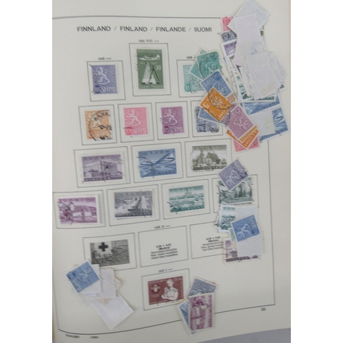 121 - Uncollated postage stamps: to include Anjouan; Belgium; Brazil; and Costa Rica  mainly used