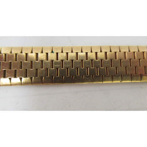 133 - A 9ct gold brick link bracelet