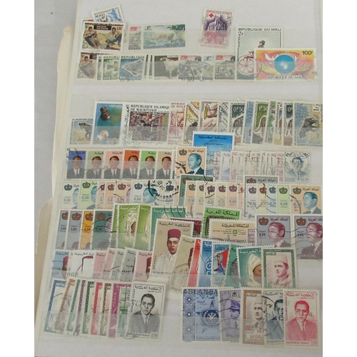 59 - Uncollated postage stamps - stock books, Italy, Jamaica, Cook Islands and India