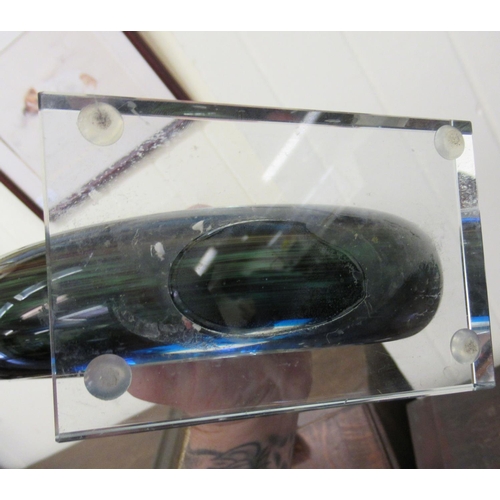 140 - A pair of modern green, blue and brown drawn glass table ornaments of tapered, scrolled design  23
