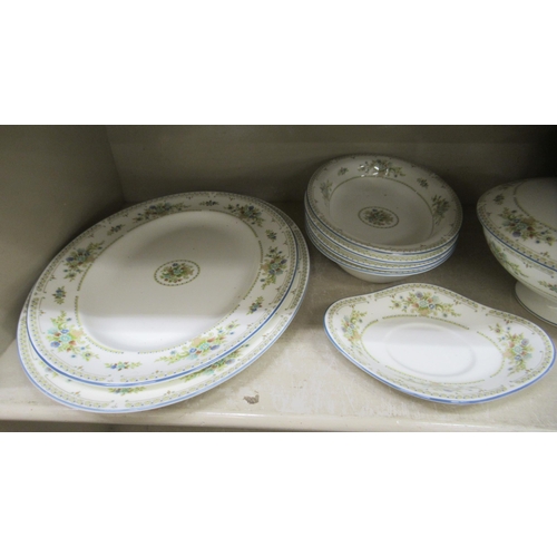 222 - Wedgwood bone china Petersham pattern tableware: to include a tureen and soup bowls  