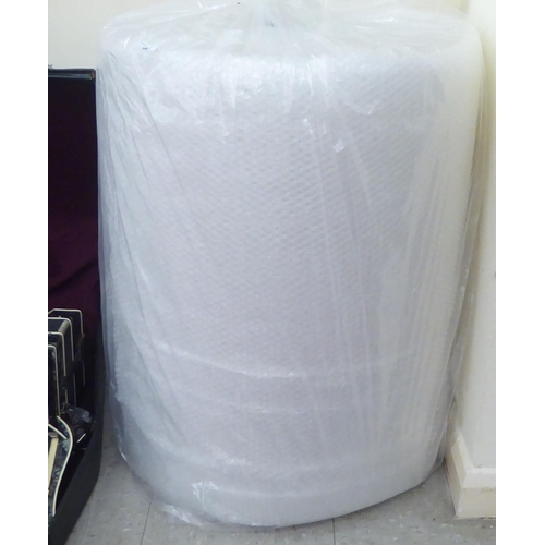 83 - Approx. 100m of bubble wrap 