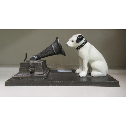 85 - A painted cast iron model 'His Masters Voice Gramophone & Dog'  4