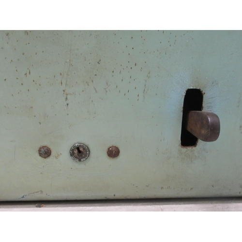 122 - A vintage Gledhill Brook time recorder with wall mounting points, in a pale blue painted case, locka... 