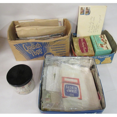 139 - An uncollated collection of postage stamps, mainly 20thC and various stock books