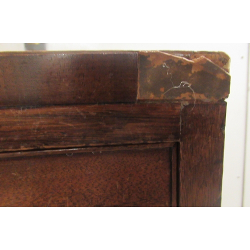 175 - An early/mid 19thC mahogany four drawer dressing chest, raised on bracket feet&nbsp; 32