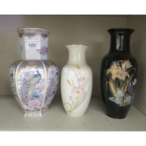 100 - Oriental collectables: to include a Japanese Satsuma earthenware moon vase, decorated with flora&nbs... 