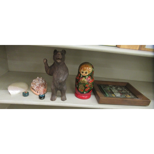 116 - A mixed lot: to include a carved Black Forest standing brown bear  9