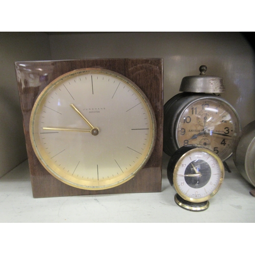 124 - Clocks: to include an early 20thC Mistler alarm clock  6