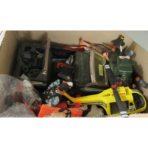 174 - Toys: Action Man figures and accessories, mainly from early 2000s with a few examples from the 1970s... 