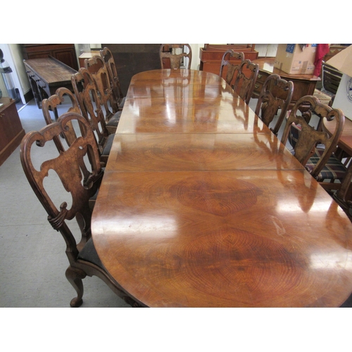 190 - A 1930s Regency design walnut triple pedestal oval dining table  30