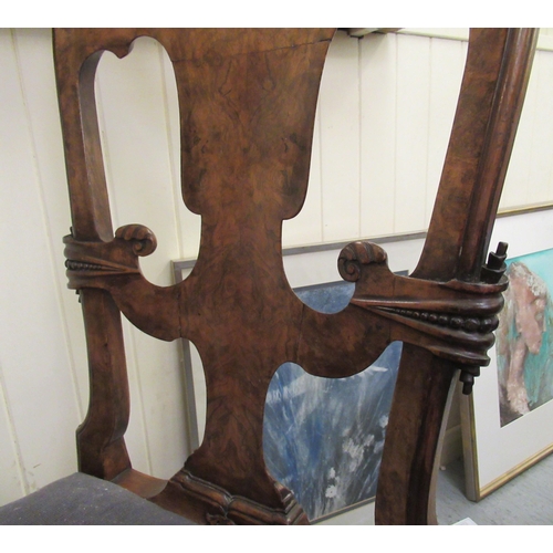 190 - A 1930s Regency design walnut triple pedestal oval dining table  30