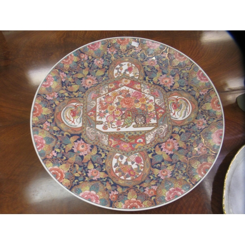 20 - Oriental porcelain collectables: to include a Japanese charger, decorated with a bird of prey  ... 