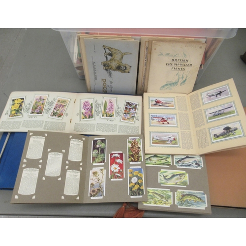 93 - Uncollated cigarette and tea cards: to include John Player & Sons booklets