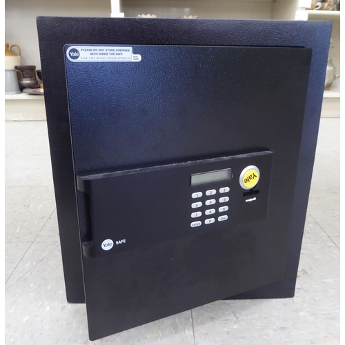 305 - A Yale combination safe (combination known)  16