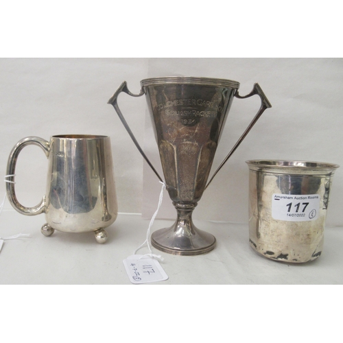 117 - Silver collectables, viz. a twin handled trophy cup&nbsp; London 1933&nbsp; 5.5