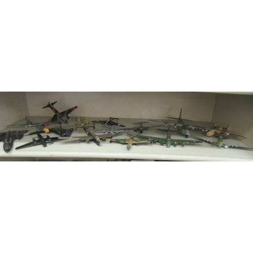 186 - Mainly United States, modern diecast model airplanes: to include turbo prop and jets&nbsp;