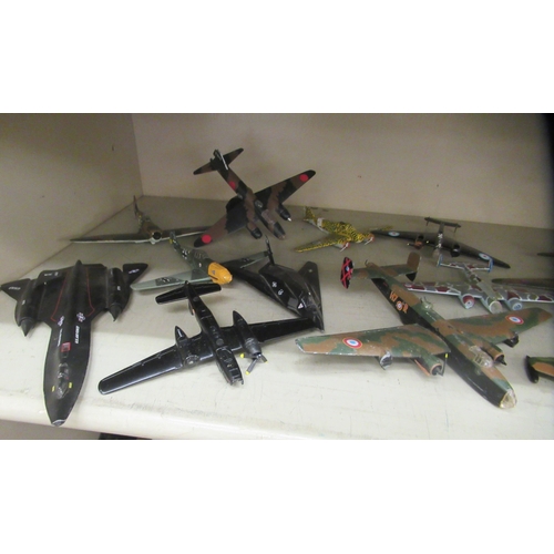 186 - Mainly United States, modern diecast model airplanes: to include turbo prop and jets&nbsp;