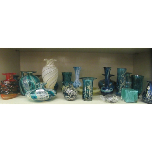 75 - Mdina and other Art Glass: to include paperweights and vases&nbsp; largest 8.5