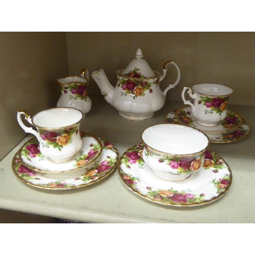 146 - Royal Albert bone china Old Country Roses pattern teaware