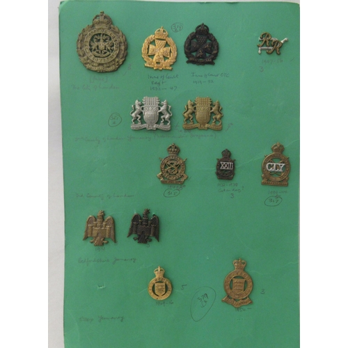 282 - Uncollated military cap badges, some copies: to include Lincolnshire and Norfolk regiments   (Please... 