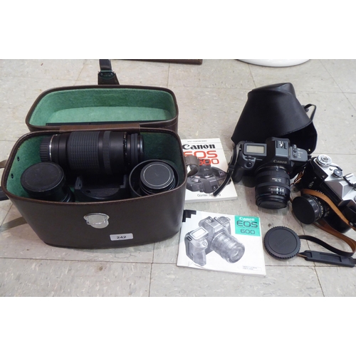 242 - Photographic equipment: to include a Zenit-E