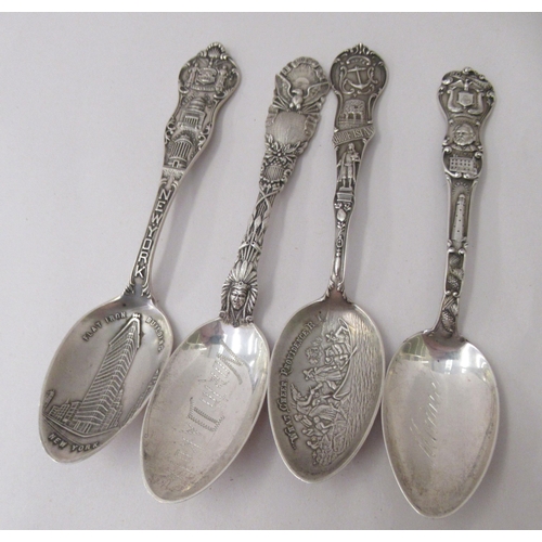 188 - A set of four American silver presentation teaspoons, representing North Dakota, New York, Rhode Isl... 