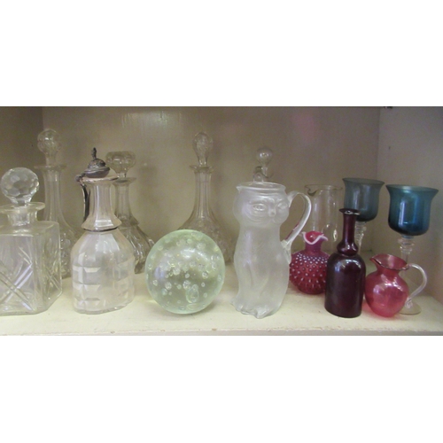 195 - Glassware: to include a late 19thC club design decanter and stopper with ribbed decoration  12