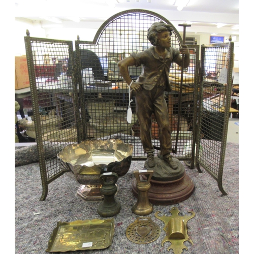 287 - A mixed lot: to include an early 20thC brass and wire mesh three fold firescreen  22