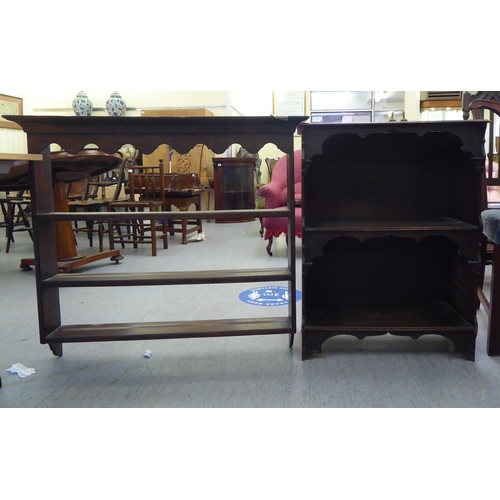 292 - Early 19thC oak furniture, viz. a three tier hanging shelf  35